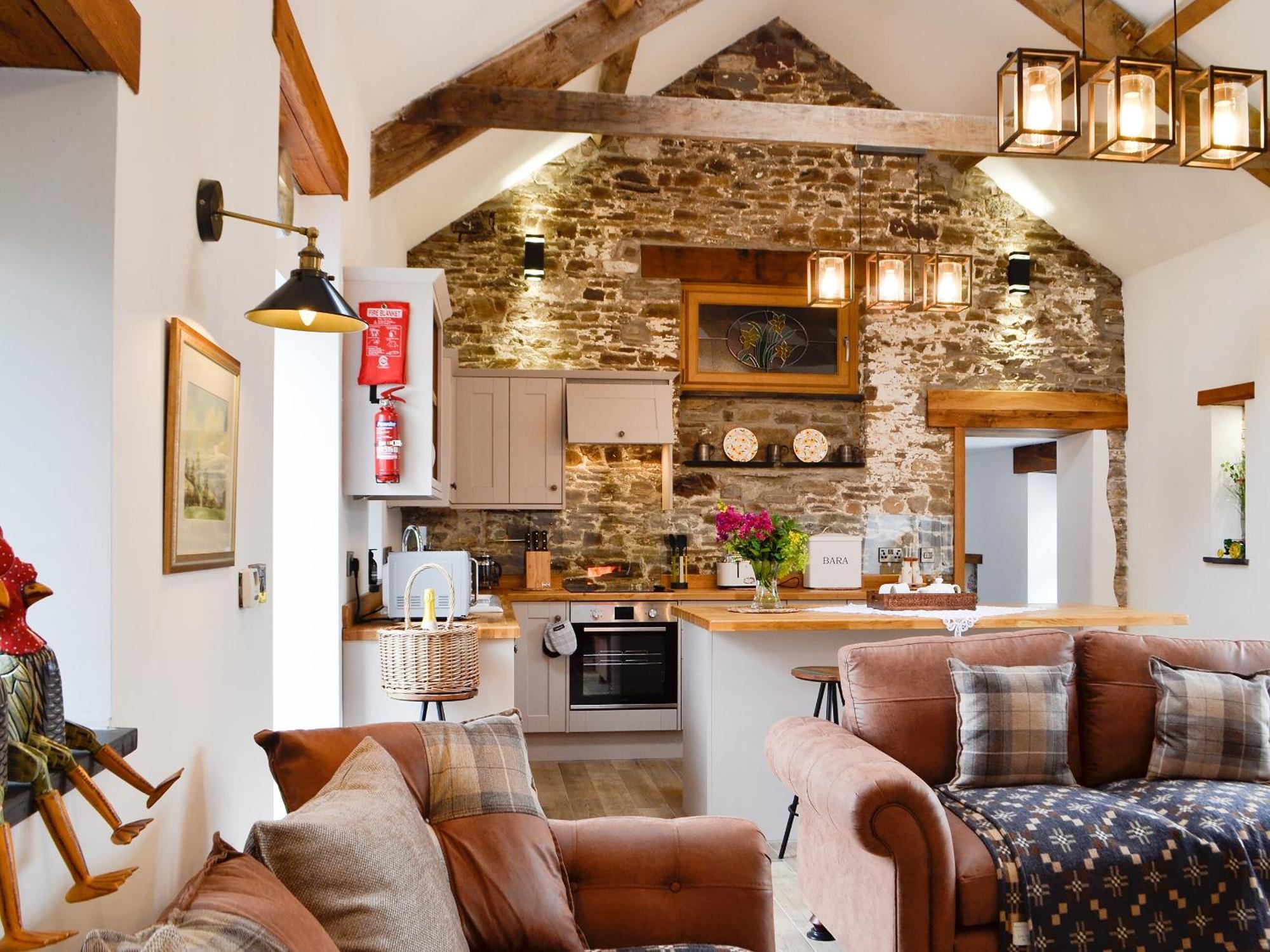 Sgubor Llwyndu Vila Betws  Exterior foto